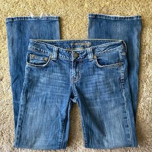 🦅 American Eagle Boyfriend 77 Jeans 🦅